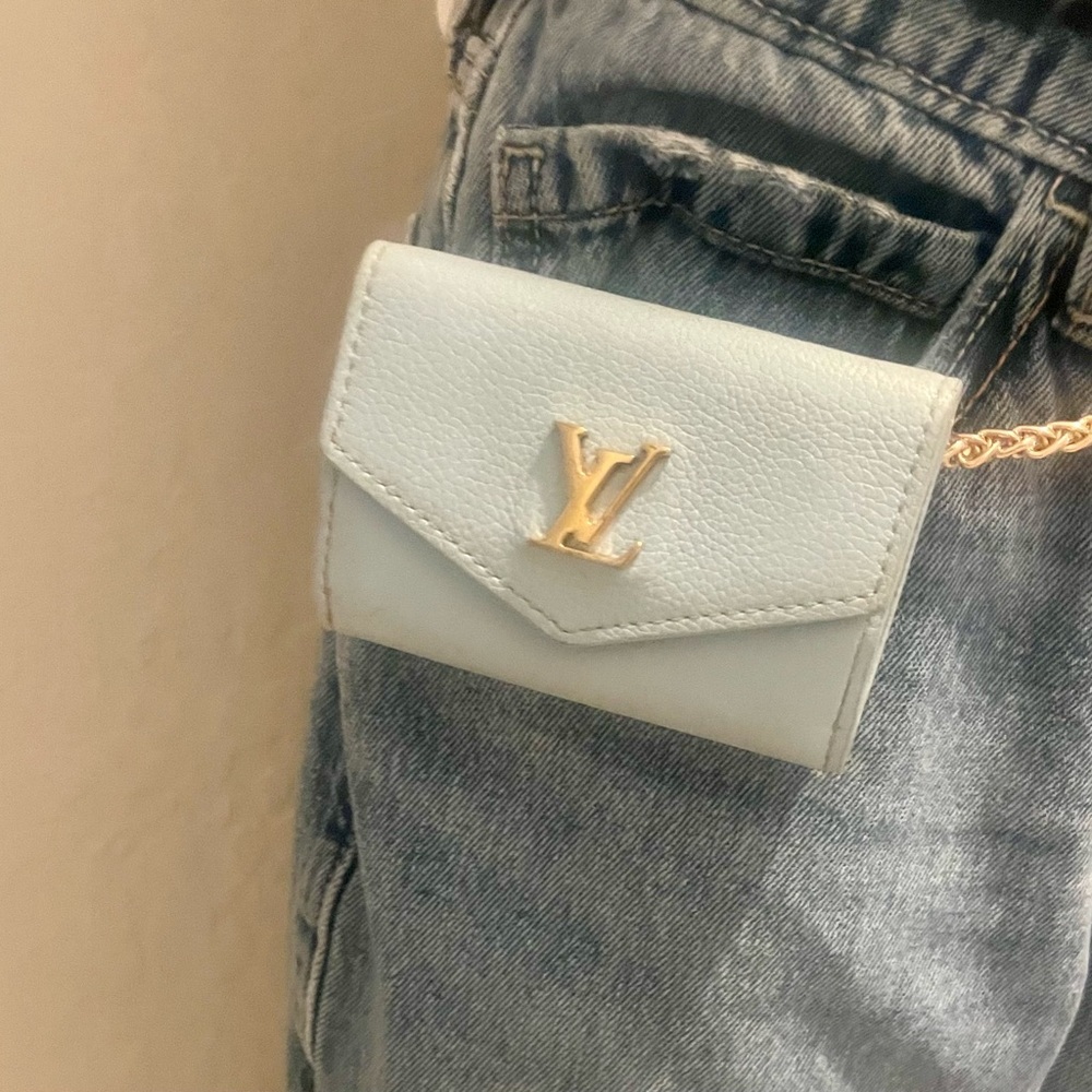 Louis Vuitton rare lock Light mini Blue Wallet - Picture 4 of 16